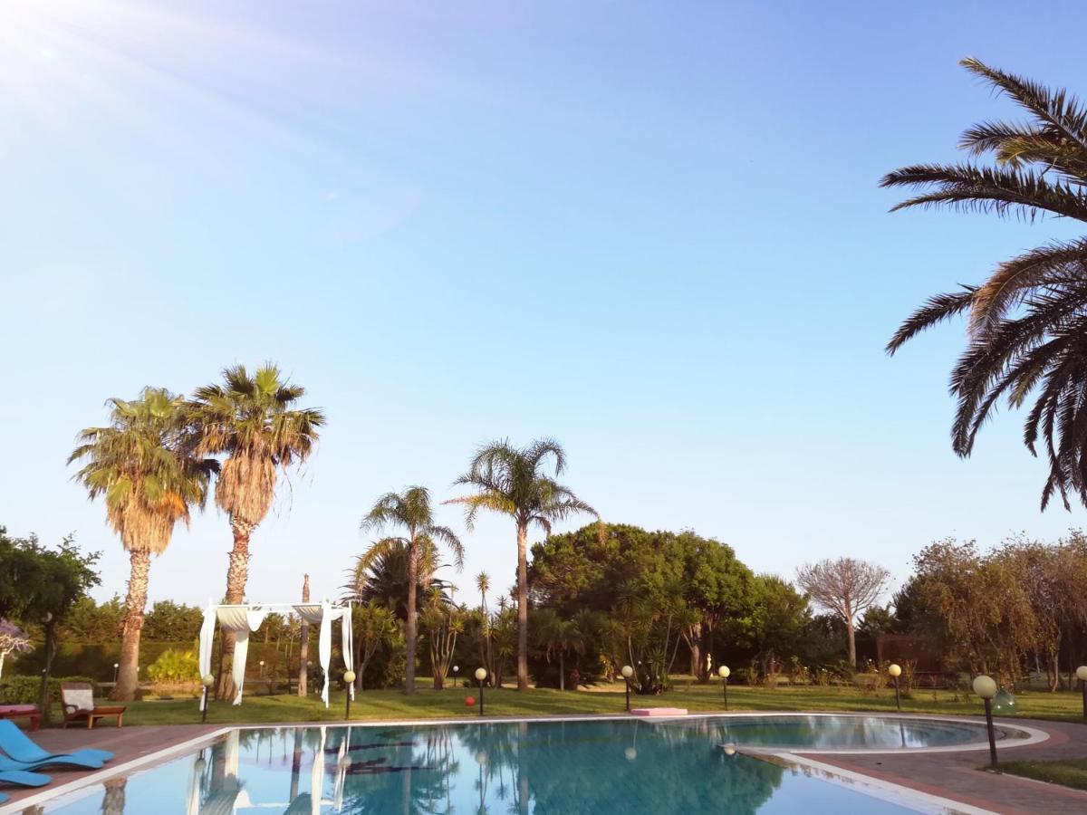 בטיפאליה Villa Le Tre Dame B&B מראה חיצוני תמונה